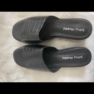 Dirty Laundry Black Sandals size 8.5